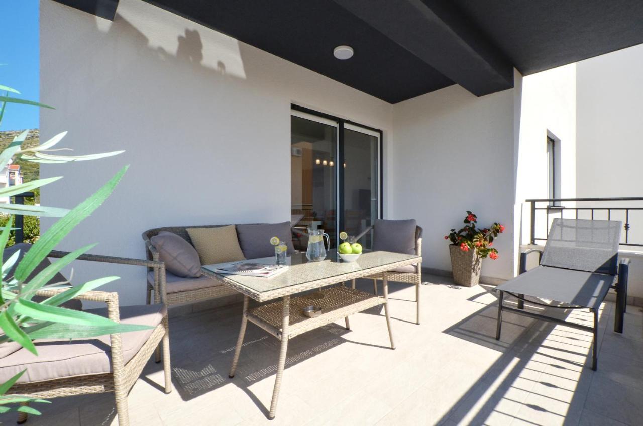 Apartman "Mary" Trogir Exterior photo