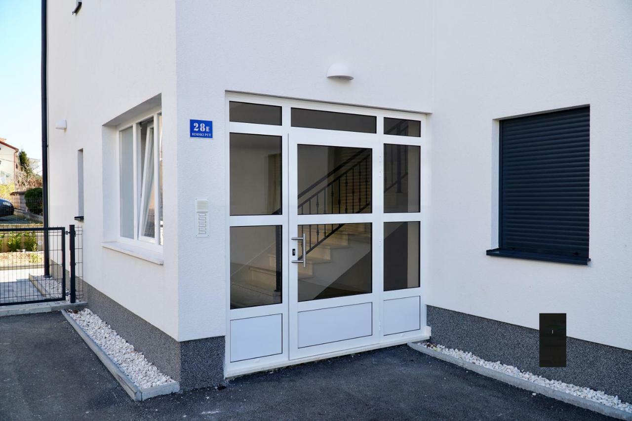 Apartman "Mary" Trogir Exterior photo